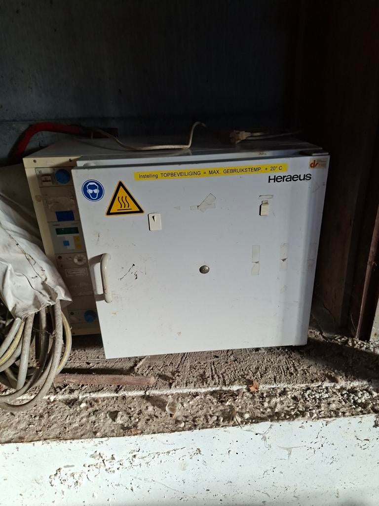 Industriele oven tot 300 graden, Ophalen