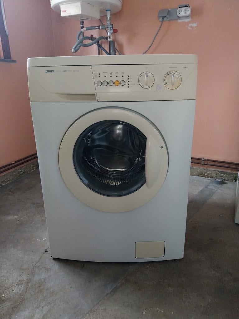Machine  à laver zanussi 1400 t min,tjrs ete entretenue, Electroménager, Lave-linge, Enlèvement ou Envoi