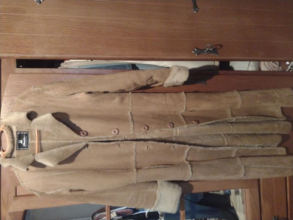 Long manteau brun taille M fausse fourrure à l'intérieur, Comme neuf, Brun