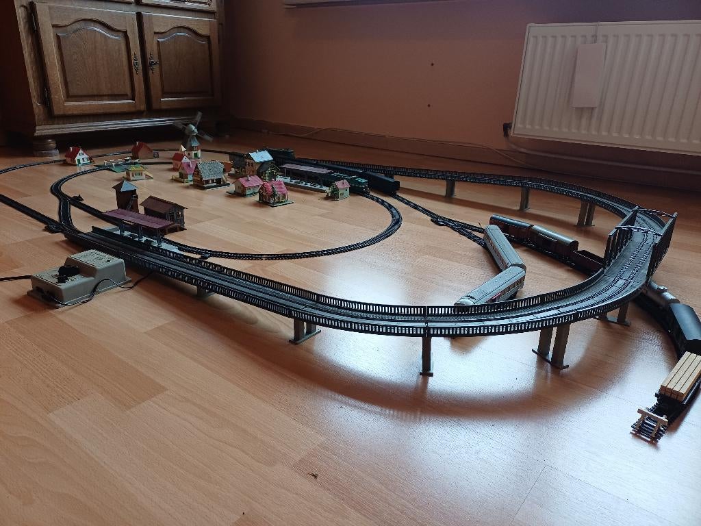 Miniatuurtreinset Jouef (zeer uitgebreid), Ophalen, Gebruikt, Gelijkstroom, Jouef