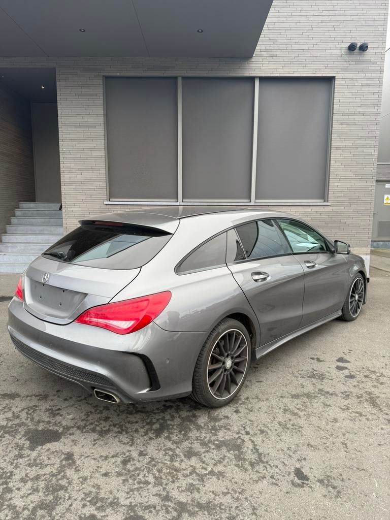 Mercedes cla180 AMGLine/2015/90kw/143000km/1.6benzine/euro6b, Auto's, Mercedes-Benz, CLA, Leder en Stof, 1595 cc, Bedrijf