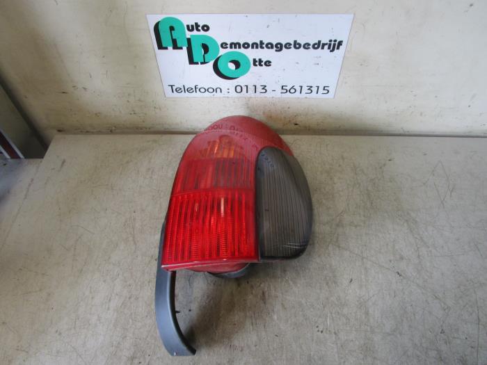 Achterlicht rechts van een Peugeot 306, Gebruikt, -, -, Ophalen of Verzenden