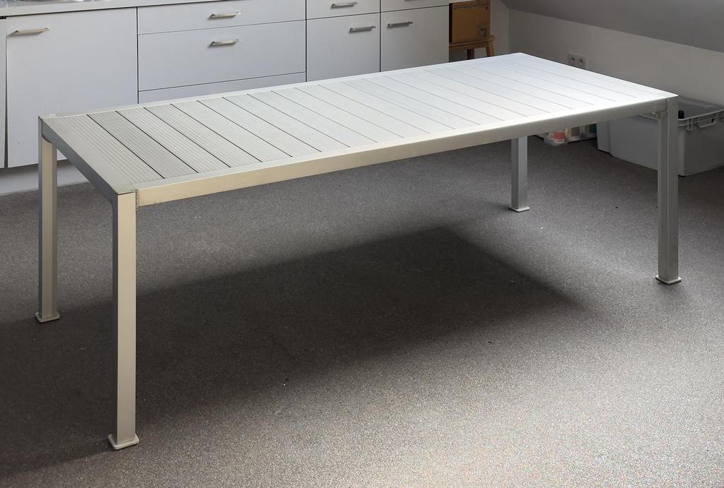 Onverwoestbare Tafel - Full aluminium (210 x 90 cm), Tuin en Terras, Ophalen, Gebruikt, Eettafel, 6 zitplaatsen
