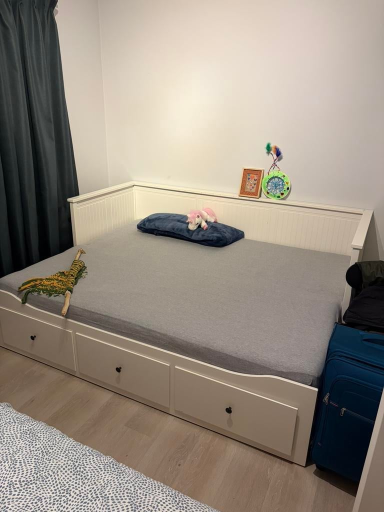 Hemnes bed Ikea, Kinderen en Baby's, Ophalen, Zo goed als nieuw