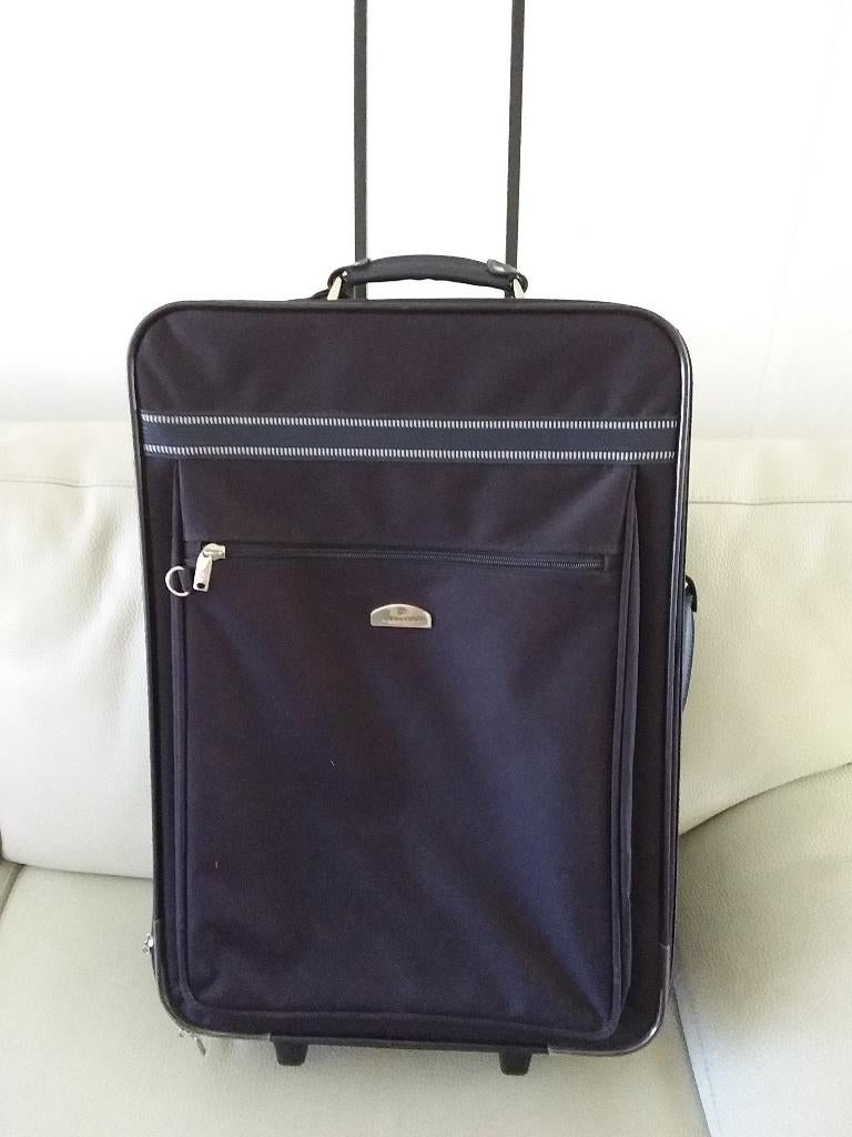 Donkerblauwe reiskoffer merk Carlton, Bijoux, Sacs & Beauté, 30 cm ou plus, Moins de 35 cm, Comme neuf, Enlèvement