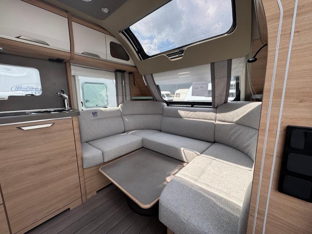 Knaus Sudwind 540 UE avec lits jumeaux, mover,store, Jusqu'à 4, Entreprise, Knaus, 7 à 8 mètres