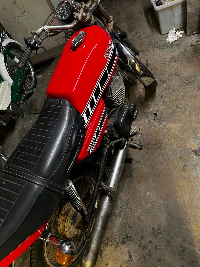 Yamaha rd 125 eerste serie met tromelremmen