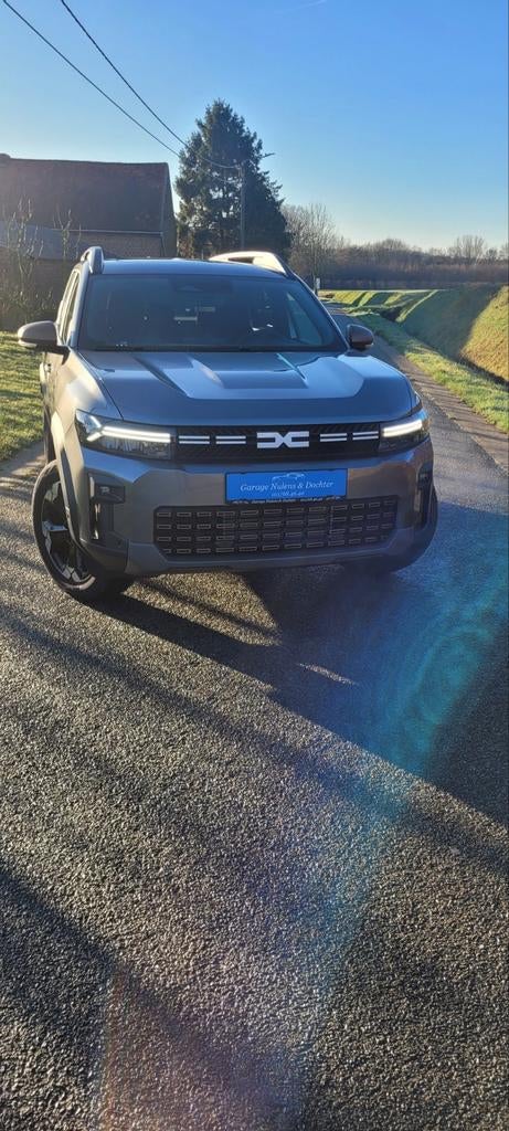 Dacia Bigster Extreme 1800CC Hybride, Auto's, Dacia, 4 cilinders, Bedrijf, 5 zetels, 5 deurs