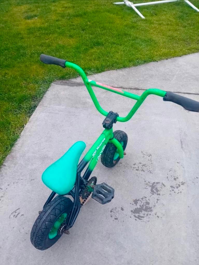 vélo acrobatique BMX, Enlèvement