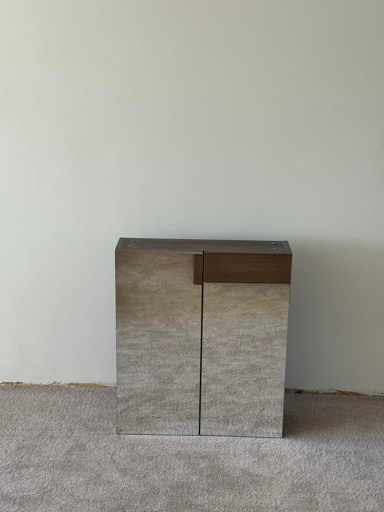 Nieuwe spiegelkast, bruin eiken. 60cm x 17cm x 70cm, Huis en Inrichting, Badkamer | Badkamermeubels, Ophalen, Spiegelkast, 50 tot 100 cm