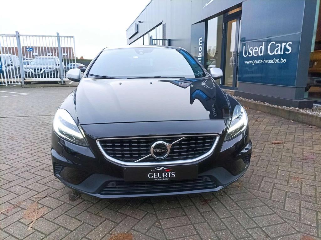 Volvo V40 V40 2.0 D3 R design Automaat (bj 2018), Auto's, Volvo, Automaat, USB, 4 cilinders, Zwart