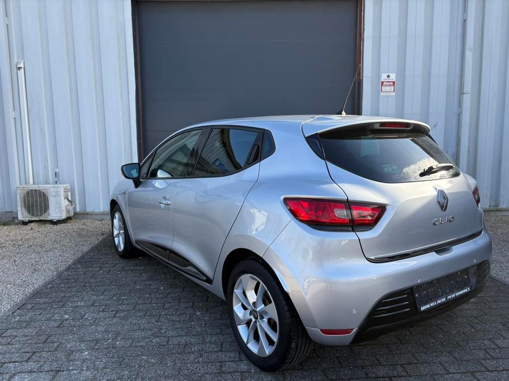 Renault clio 1.2 benzine#90000km#Gps#bluetooth#airco#limited, Auto's, Renault, Voorwielaandrijving, Testrit aan huis, 4 cilinders