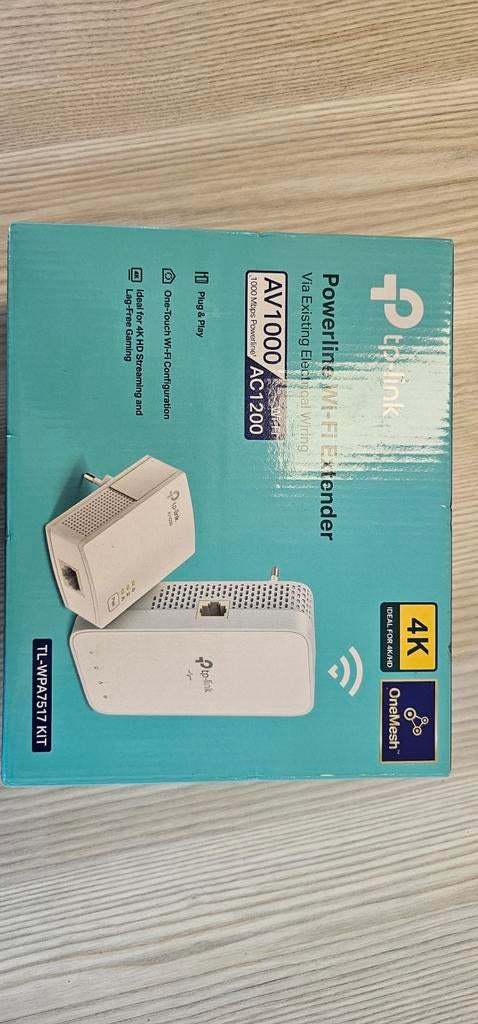 TP-Link Powerline WiFi AV1000 AC1200 TL-WPA7517 nieuw, Computers en Software, Netwerk switches, Ophalen of Verzenden