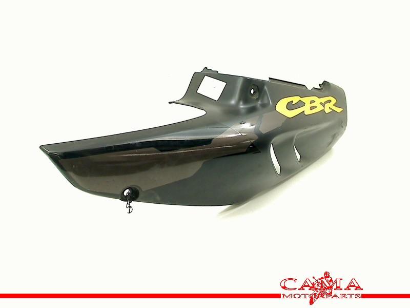 QUEUE DE CARENAGE GAUCHE Honda (83710-MAS-0000), Dhr. S. di Majo, Utilisé, Info@cama-motorparts.nl, P.J. Troelstraweg 8 8
3144 CX  MAASSLUIS, NL