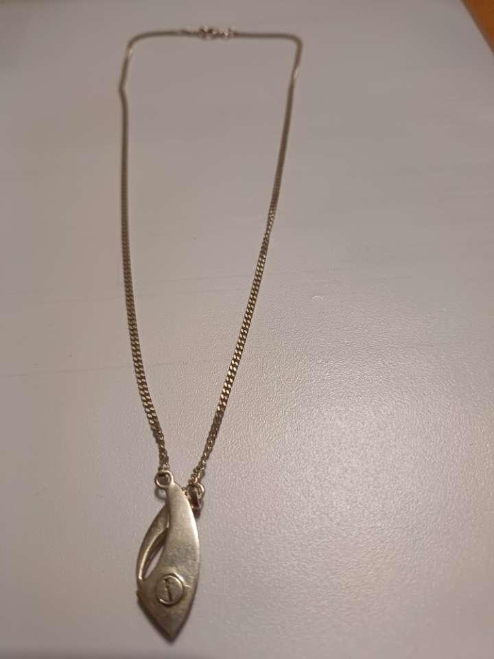 Ashanger met zilveren ketting, Gebruikt, Met edelsteen, Ophalen of Verzenden, Zilver