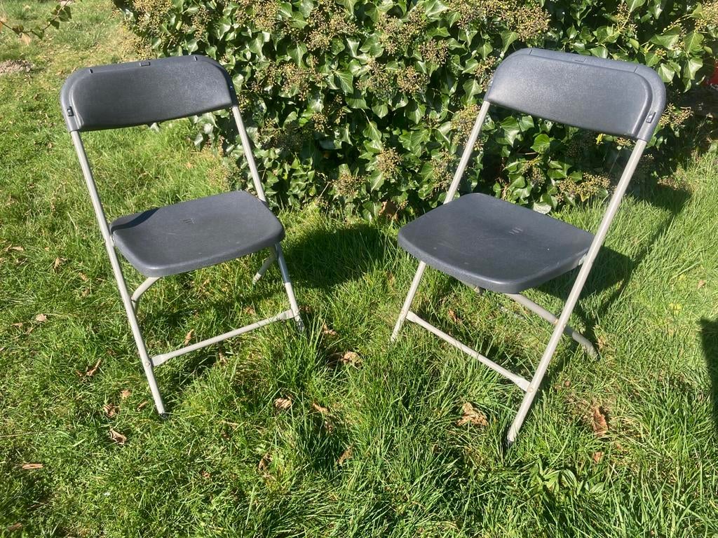 Klapstoelen te huur, Ophalen, Zo goed als nieuw