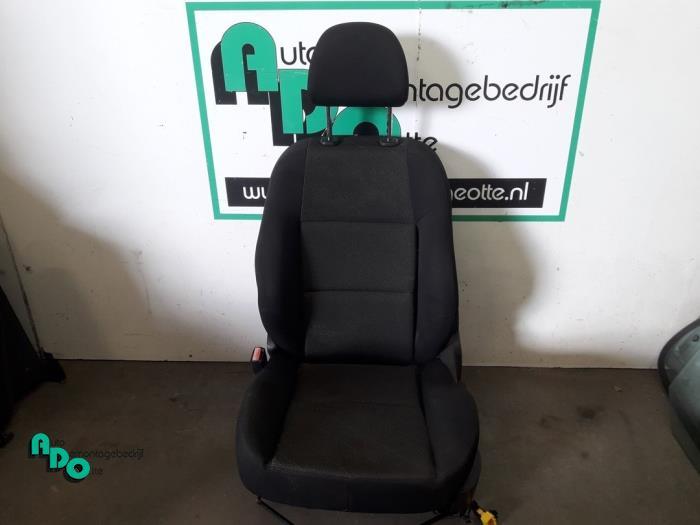 Siège gauche d'un Peugeot 207 (207 06-), Autos : Pièces & Accessoires, Habitacle & Garnissage, Peugeot, Utilisé, 3 mois de garantie
