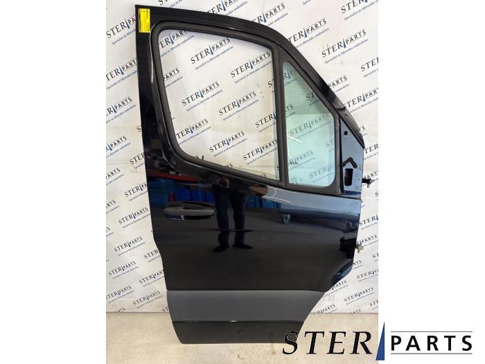 Portière 2portes droite d'un Mercedes Sprinter (197), 3 mois de garantie, Utilisé, Porte, -