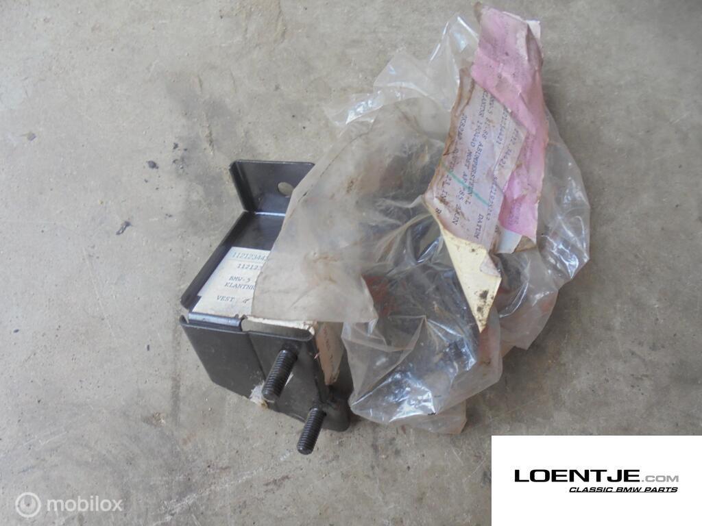 set nieuwe bumpersteunen achter BMW e28 518 520 528i etc, Auto-onderdelen, Gebruikt, Ophalen of Verzenden, BMW, BMW