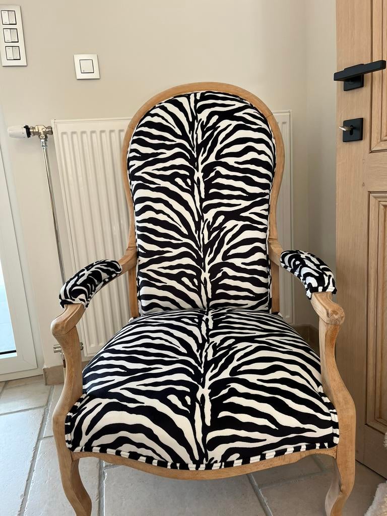 Fauteuil voltaire, Enlèvement