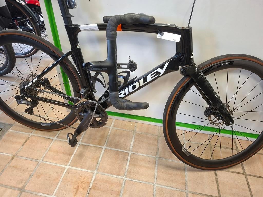 Ridley noah met gebroken voorvork di2 versnelling, Enlèvement