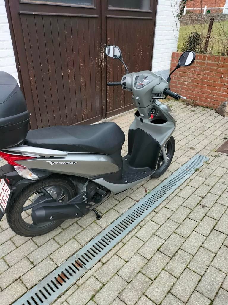 À vendre scooter honda vision 110ccm3, Vélos & Vélomoteurs, Enlèvement ou Envoi