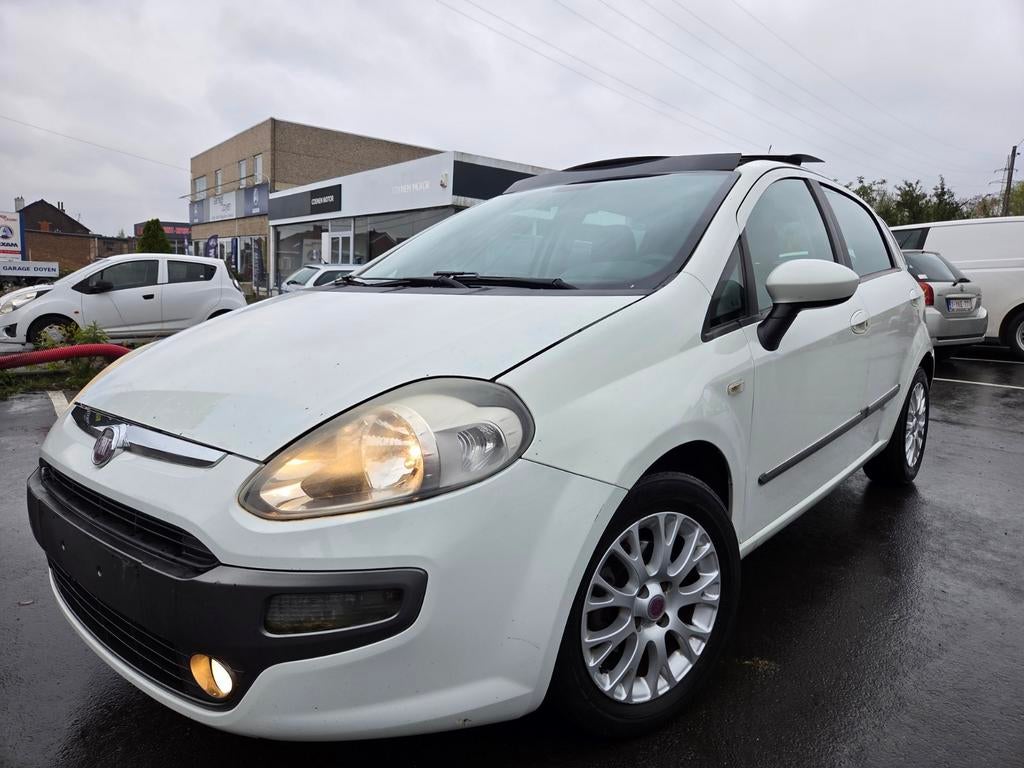 Fiat Punto*1.3multijet*Toit pano*Clim*Prête à immatriculée!!, Auto's, Voorwielaandrijving, Stof, 4 cilinders, Wit