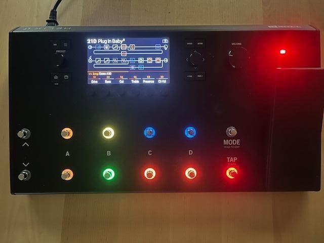 Line 6 Helix LT + Flyht Pro Flightcase in heel goede staat, Muziek en Instrumenten, Effecten, Ophalen of Verzenden, Gebruikt, Delay of Echo