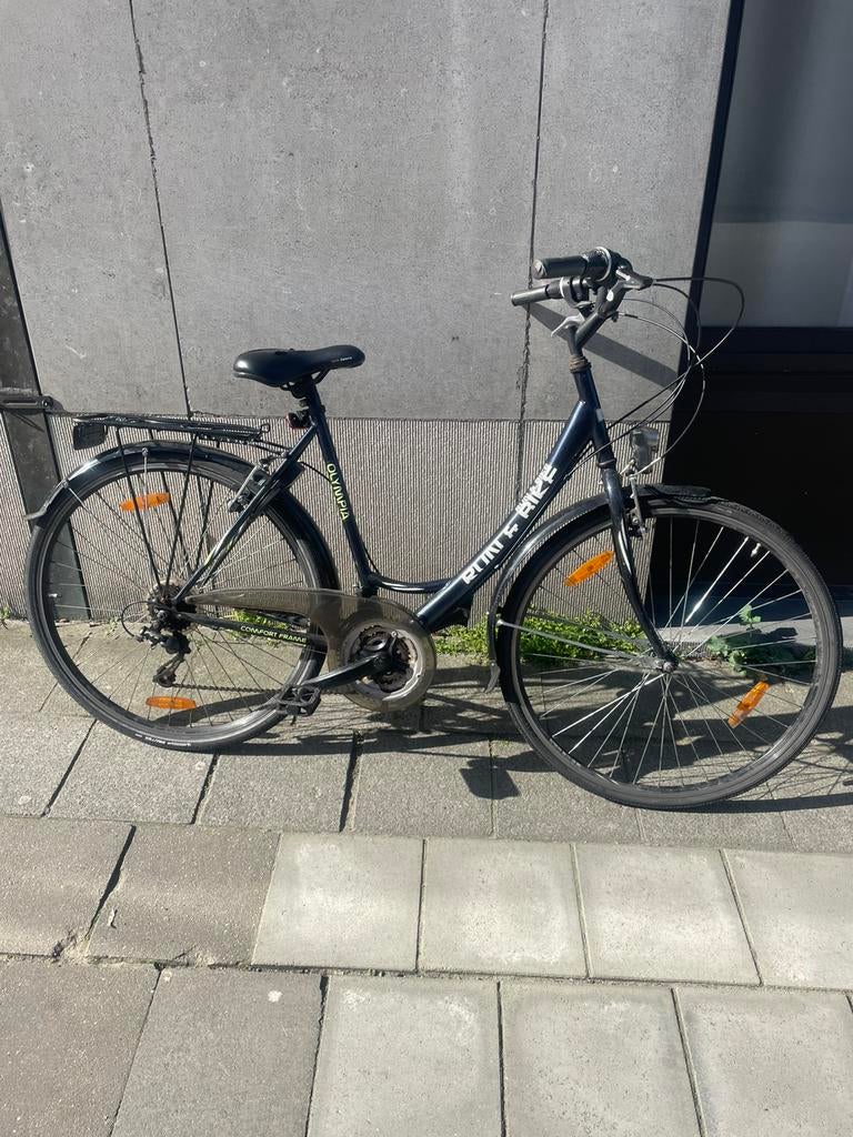 Olympia vrouwen fiets met slot, Ophalen, Zo goed als nieuw