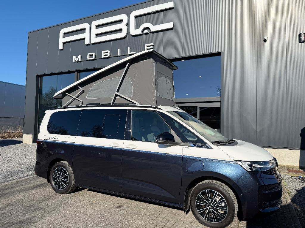 Volkswagen California Ocean 4x4 245PK - Nieuwstaat - 4580 km, Caravans en Kamperen, Mobilhomes, Bedrijf, tot en met 4, Buscamper of Camperbus