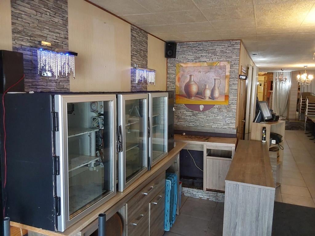 Réfrigérateur de bar, Offres d'emploi