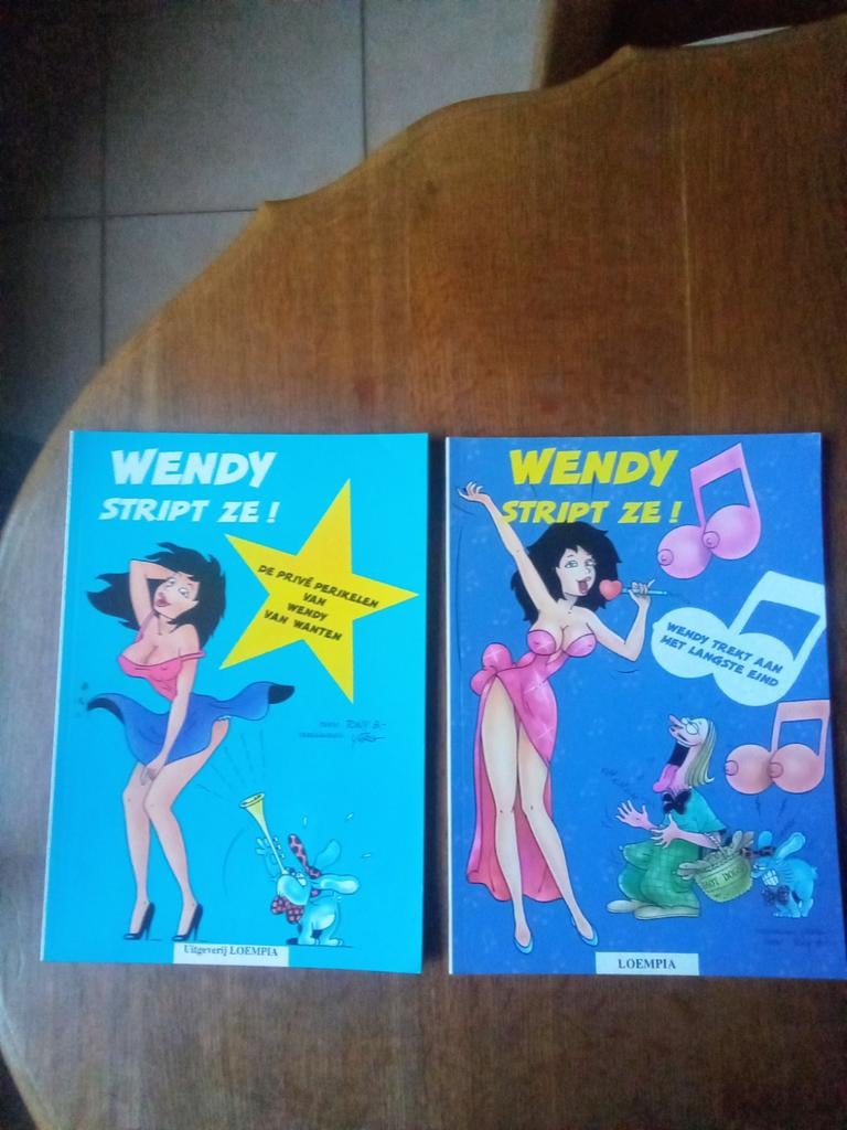 Stripverhaal Wendy stript ze (nr1 & 2), Ophalen of Verzenden