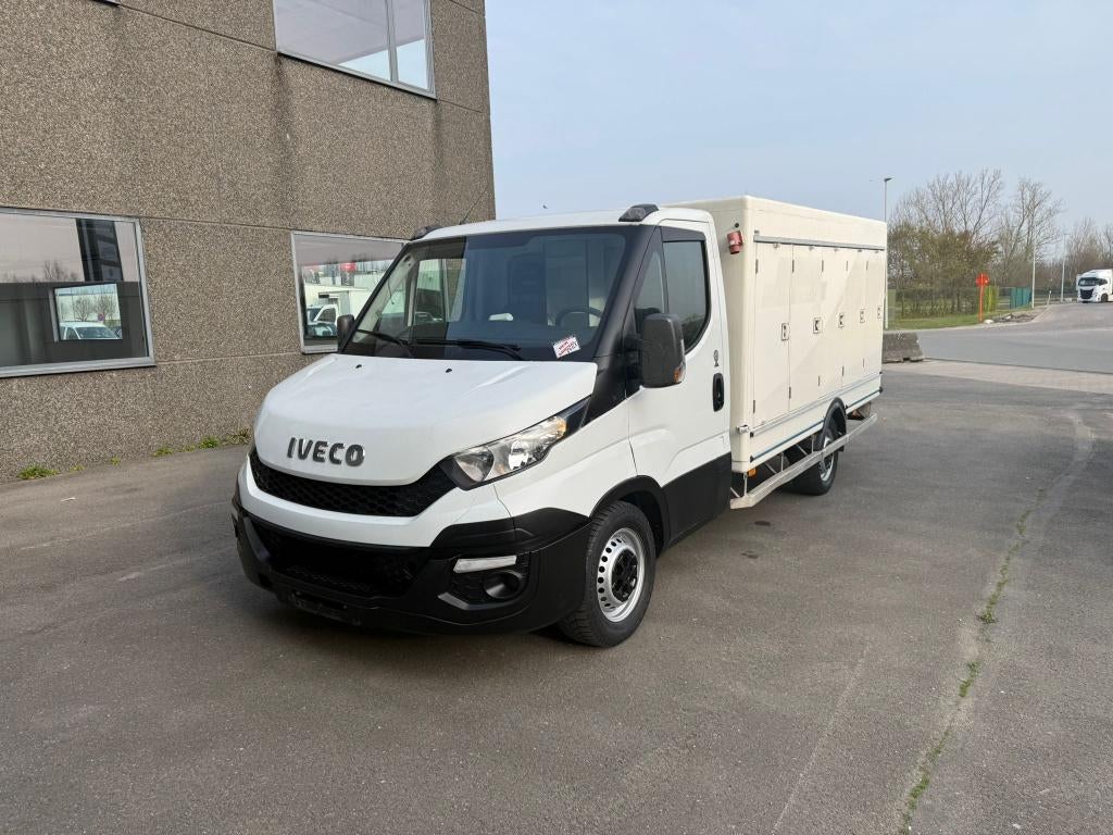 Iveco Daily 35S13 (Numéro de stock 67161), Autos, Camionnettes & Utilitaires, Euro 5, Achat, 93 kW, Entreprise
