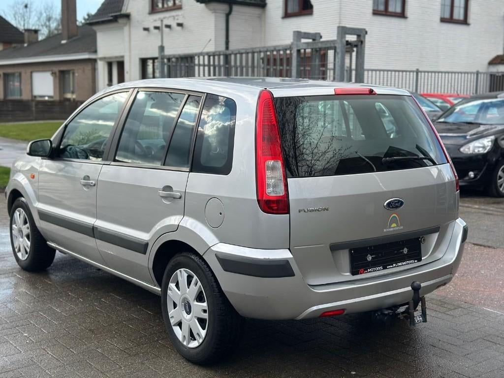 Ford Fushion 1.4 benzine - 87.030KM -Airco -Eerste eigenaar, Autos, Argent ou Gris, Achat, 4 portes, Boîte manuelle