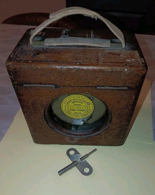 Constateur colombophile Toulet Excelsior Imperator n°935/822, Enlèvement ou Envoi