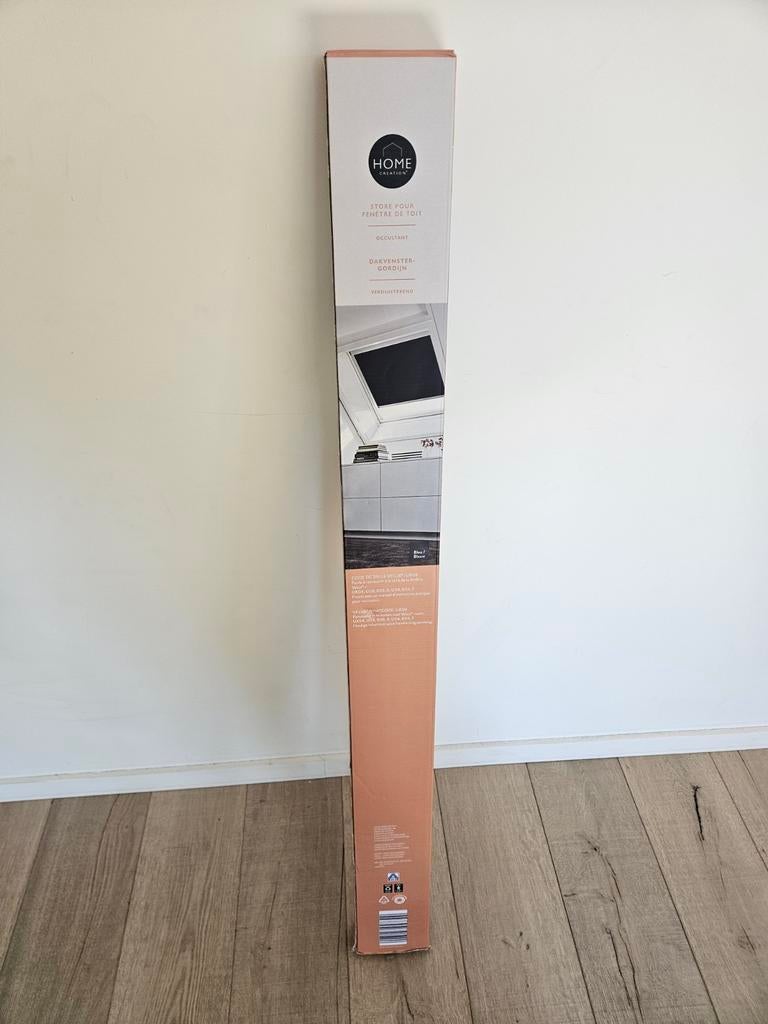 Blauw dakraam rolgordijn, Ophalen, Blauw