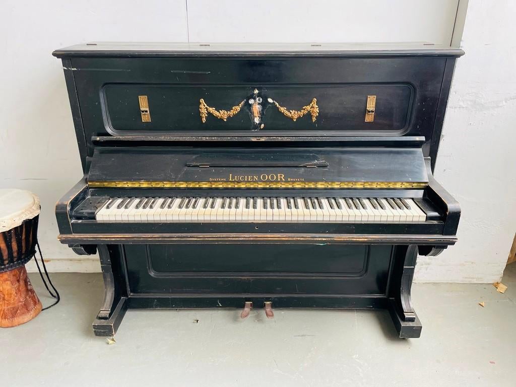 Lucien OOR rechtop piano, Muziek en Instrumenten, Piano's, Ophalen, Gebruikt, Zwart, Piano