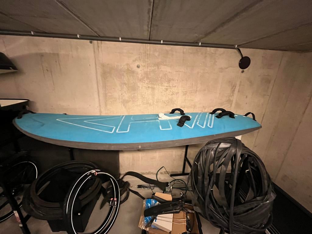 Windsurfplank ahd zen 170, Watersport en Boten, Ophalen, Zo goed als nieuw