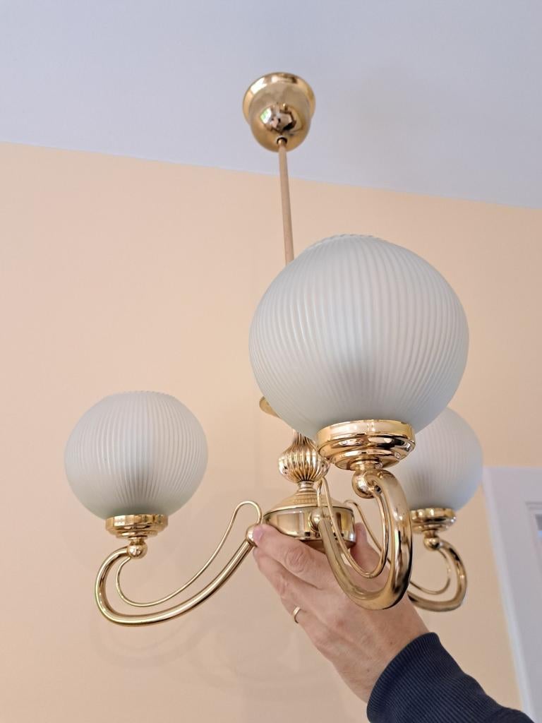 Lustre et applique, Enlèvement