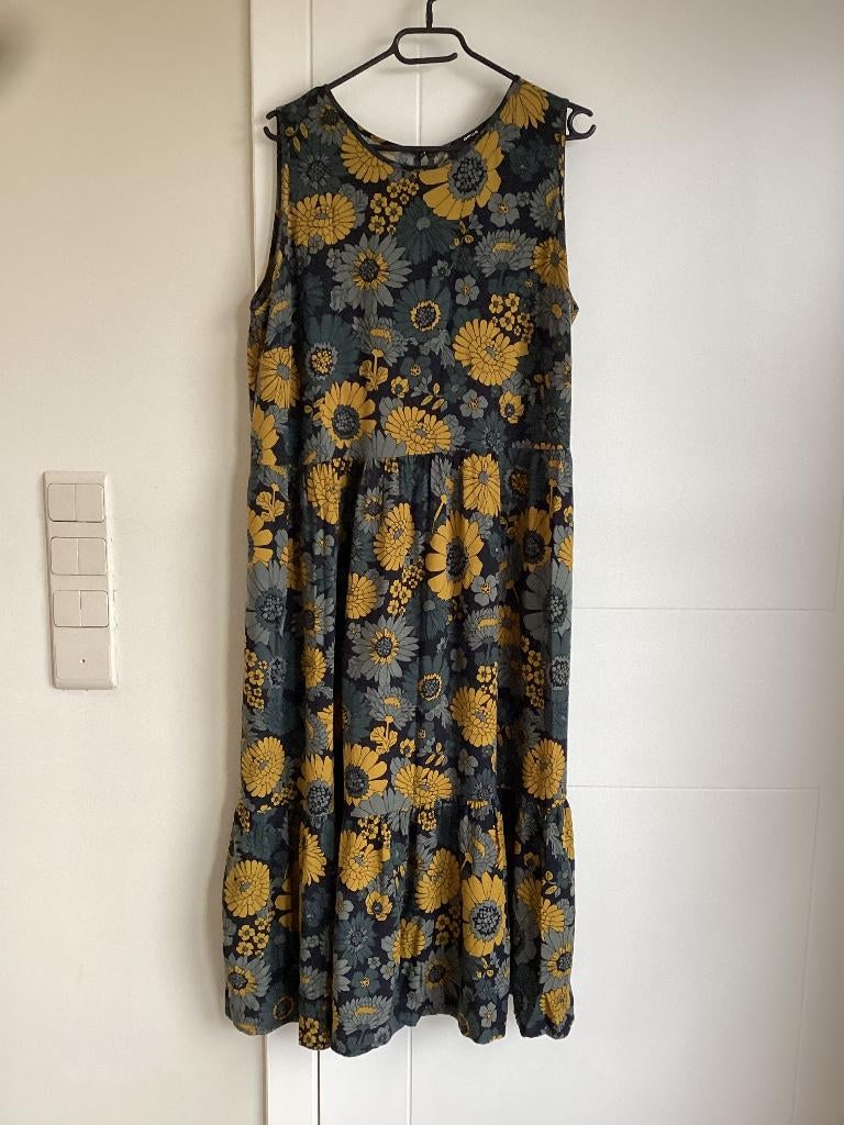 Jurk Opus 42/44, Overige kleuren, Maat 42/44 (L), Ophalen of Verzenden, Zo goed als nieuw