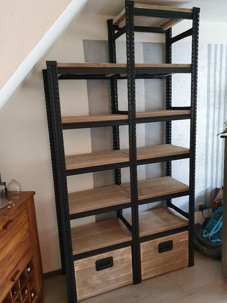 Unieke stellingkast van staal met legborden van steigerhout, Huis en Inrichting, Kasten | Ladekasten, Nieuw, 200 cm of meer, 25 tot 50 cm