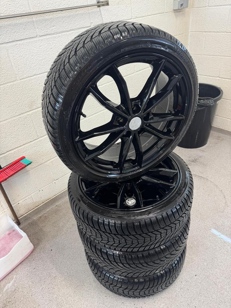 Kit golf R18 avec tmps, Pneus et Jantes, Pneus hiver, 18 pouces, Enlèvement