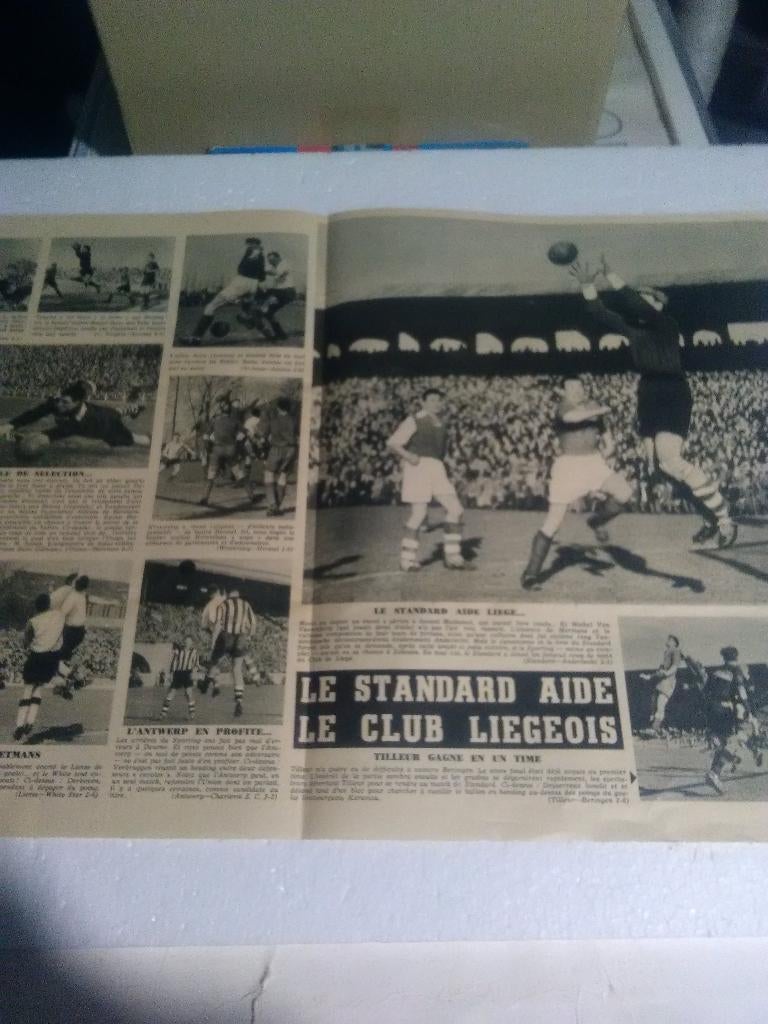 Ancien poster 'foot belge 'le standard - liège 1950, Enlèvement ou Envoi, Utilisé, Affiche, Image ou Autocollant