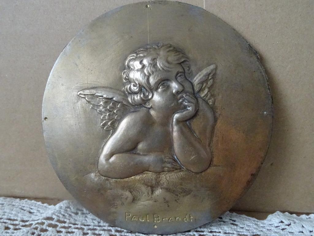 Relief antique en bronze Paul Brandt avec ange chérubin 14cm, Antiquités & Art, Enlèvement ou Envoi