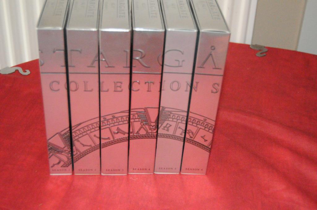 stargate SG1 DVD boxen, Enlèvement ou Envoi, Comme neuf, Science-Fiction et Fantasy, Coffret
