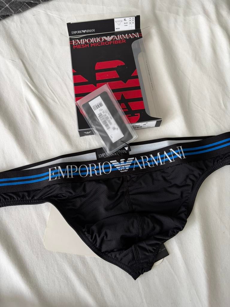 String Emporio Armani pour homme, Vêtements | Hommes, Envoi, Noir, Slip