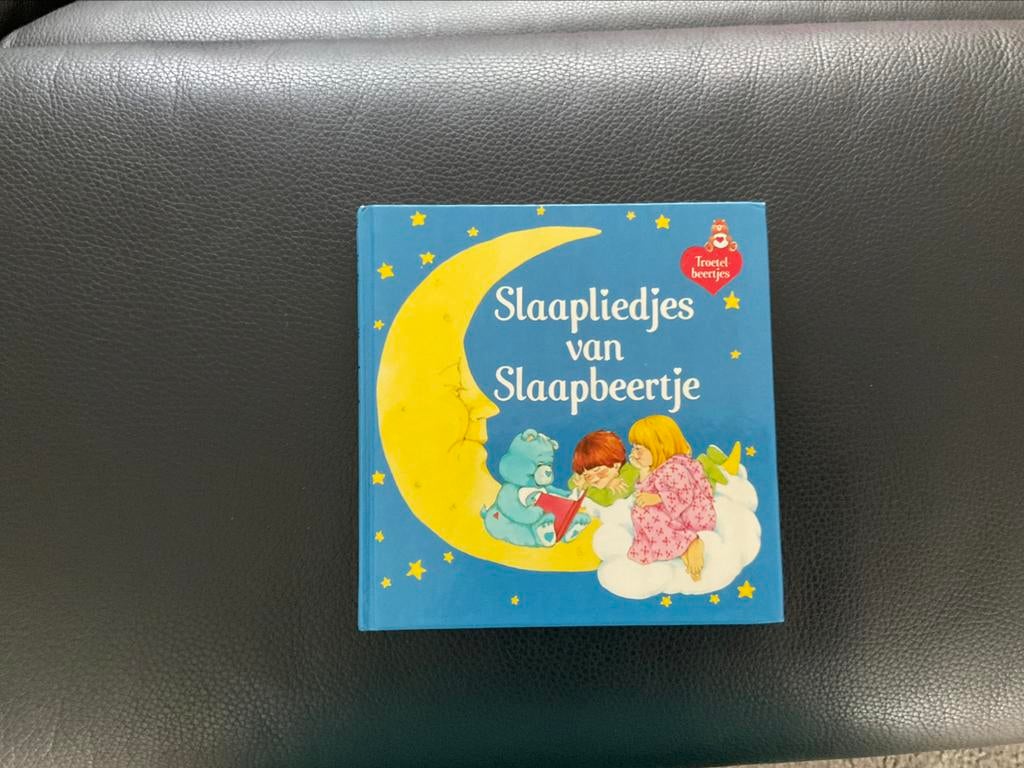 Slaapliedjes van slaapbeertje (troetelbeertjes), Ophalen of Verzenden, Zo goed als nieuw