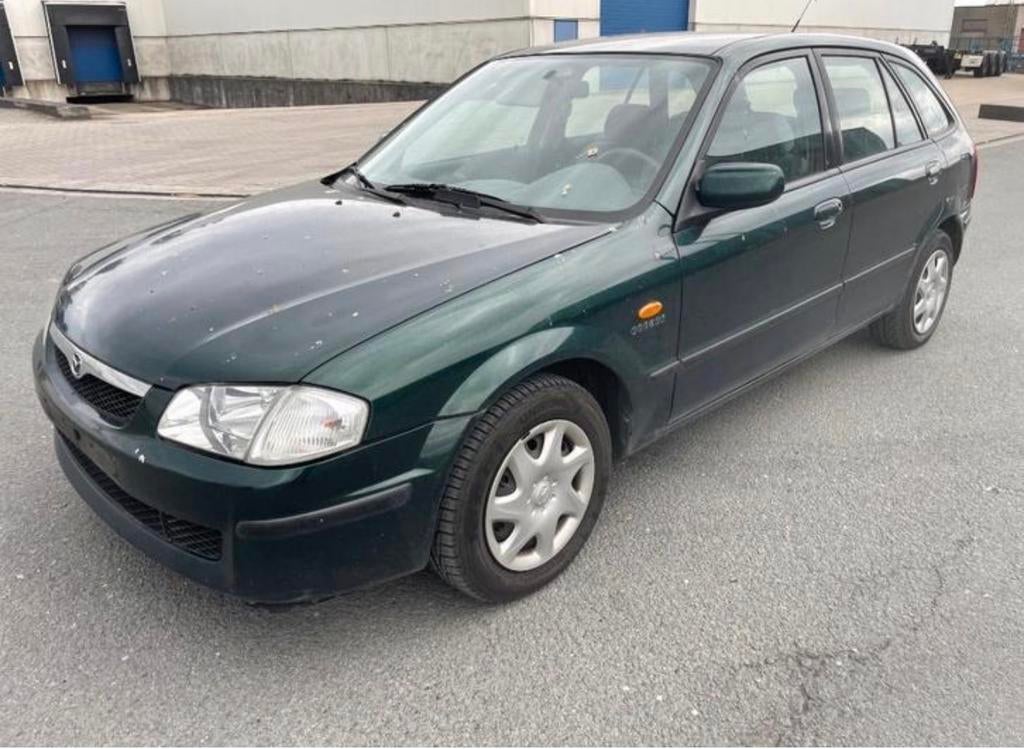 Mazda 323f tdv.I  2.0 diesel  113.284km  Airco, Autos, Mazda, Achat, Entreprise, Boîte manuelle, Gris