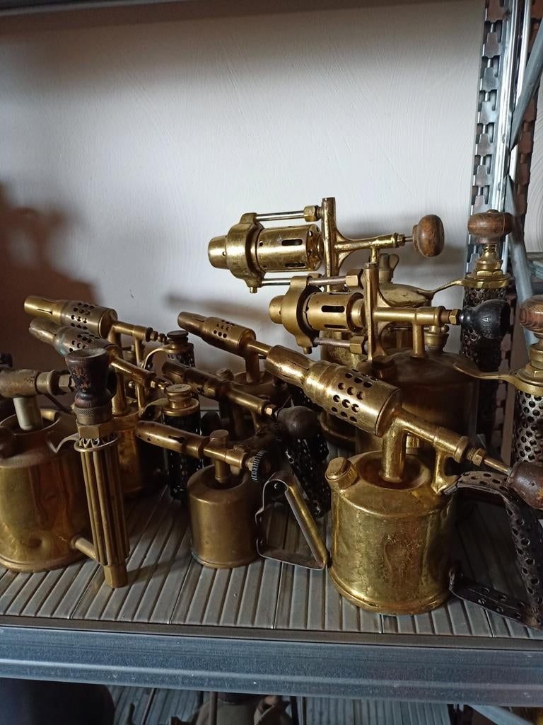 Anciens brûleurs, vieux outils et vieilles machines, Antiquités & Art, Antiquités | Outils & Instruments, Enlèvement