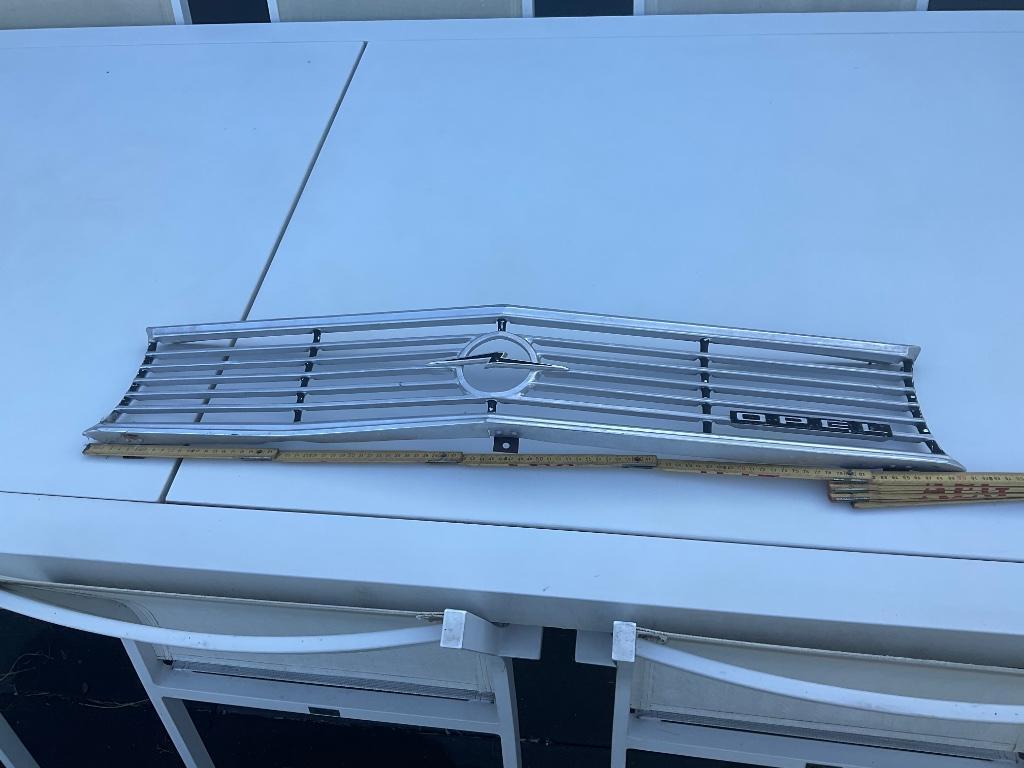 Radiatorrooster Opel Rekord B of Kapitan Admiral Diplomat, Ophalen, Gebruikt, Voor, Opel